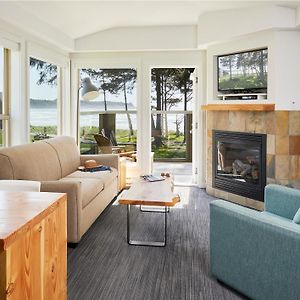 Pacific Sands Beach Resort Tofino Exterior photo