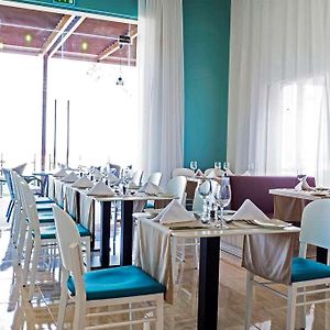 Park Inn By Radisson Hotel And Residence Duqm Restaurant photo