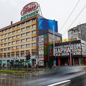 Hotel Orbita Varna Exterior photo