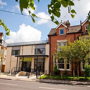 Yha Cambridge Hostel Exterior photo