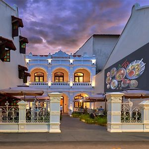 Baba House Melaka Hotel Exterior photo