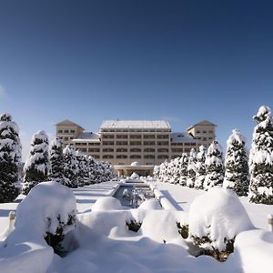 Qafqaz Riverside Hotel Gabala Exterior photo