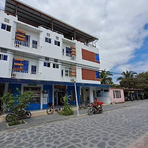 Paraiso De Isabela Hostel Puerto Villamil Exterior photo