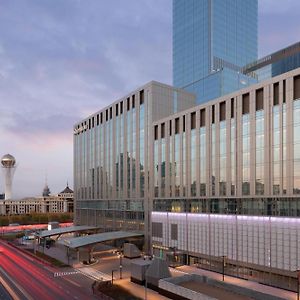 Sheraton Astana Hotel Exterior photo