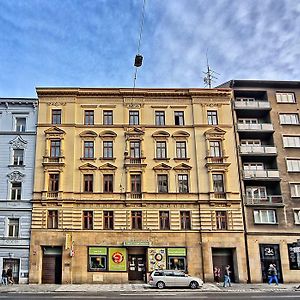 Apartments At I.P.Pavlova Praga Exterior photo