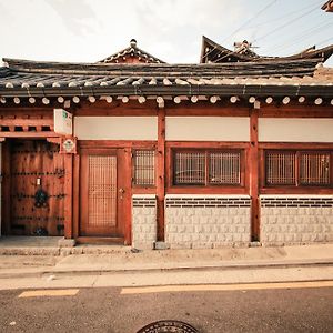 Bukchonmaru Hanok Guesthouse Seoul Exterior photo