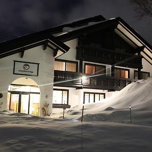 Snowlines Lodge Hakuba Exterior photo