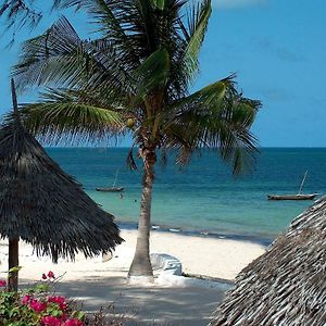 Coral Key Beach Resort Malindi Exterior photo