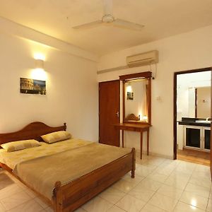 N S Apartment Dehiwala-Mount Lavinia Room photo