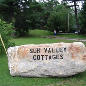Sun Valley Cottages Laconia Exterior photo
