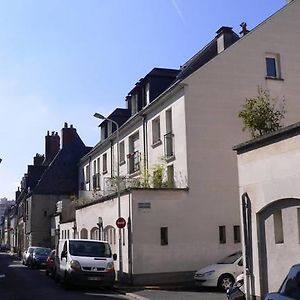 Studio Calme Au Coeur De Tours Apartment Exterior photo