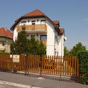 Villa Korall Budapest Exterior photo