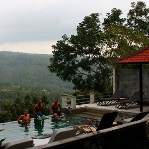 Hotel Puri Alam Bali Munduk Exterior photo
