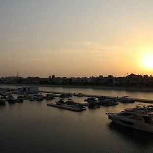 Yanjoon Holiday Homes - Palm Jumeirah Marina Residence Dubai Exterior photo