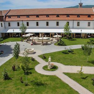 Hotel Medieval Alba Iulia Exterior photo