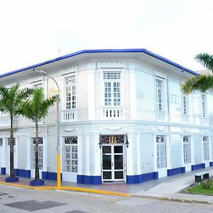 Casa Morey Aparthotel Iquitos Exterior photo