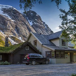 Lunde Turiststasjon Hotel Skei  Exterior photo