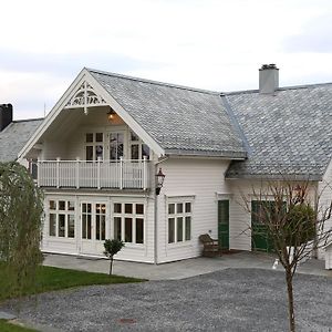 Alnes Gard Ålesund Exterior photo