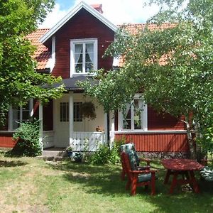 Karlstugan Cottage Vimmerby Exterior photo