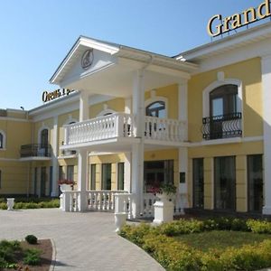 Grand Peterhof Spa Hotel Saint Petersburg Exterior photo