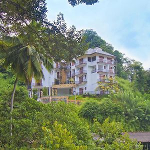 Serene Grand Villa Kandy Exterior photo