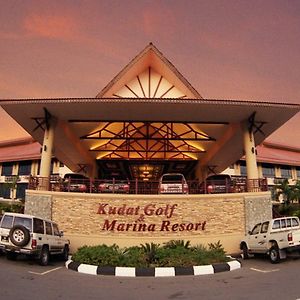 Kudat Golf & Marina Resort Exterior photo
