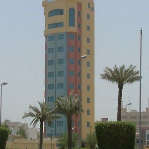 Hôtel Le Royal Corniche à Koweït Exterior photo