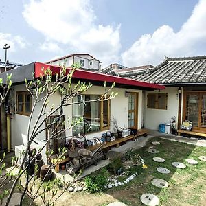Jeonju Indigo Hanok Guesthouse Exterior photo