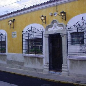 Posada Belen Museo Inn Guatemala-Stadt Exterior photo