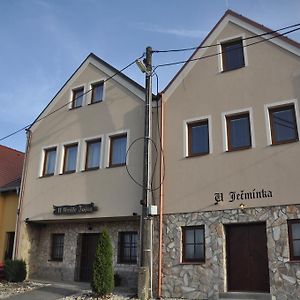 Vila U Ječmínka Hlohovec Exterior photo