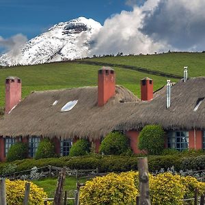 Hacienda El Porvenir by Tierra del Volcan Hostal Machachi Exterior photo