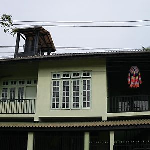 Villa Tamarind Breeze à Bentota Exterior photo