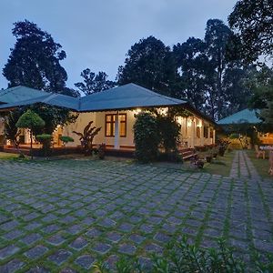 Dew Drops Farm Resorts Munnar Exterior photo