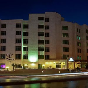 Days Inn Hotel & Suites Amman Amã Exterior photo