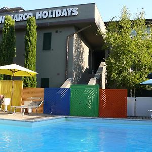 San Marco Holidays Lucques Exterior photo
