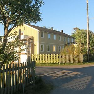 Vallersviks Vandrarhem Änggården Frillesås Exterior photo
