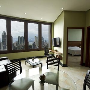 Torres De Alba Hotel & Suites Panama Stadt Exterior photo