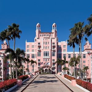 Hotel The Don Cesar St. Pete Beach Exterior photo