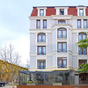 City Avenue Hotel Tbilisi Exterior photo