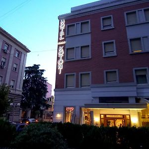 Boutique Hotel Kotoni Tirana Exterior photo