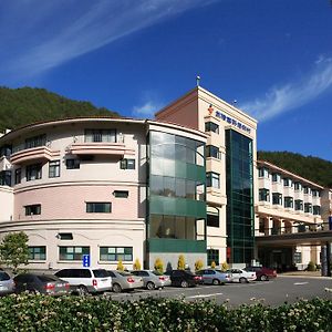 Hoya Resort, Wuling Taichung Exterior photo