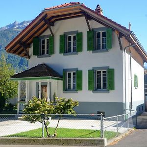 Jungfrau Family Holiday Home Matten bei Interlaken Exterior photo