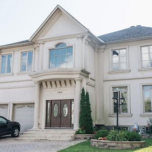 Jstlikehome - Luxury Mansion & Guesthouse Ottawa Exterior photo