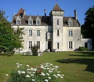 Château des Salles Saint-Fort-sur-Gironde Exterior photo