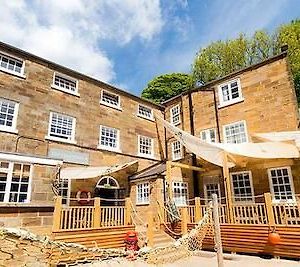 Yha Boggle Hole Hostel Whitby Exterior photo