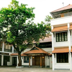 The Trivandrum Hotel Thiruvananthapuram Exterior photo