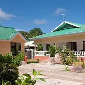 Orchid Self Catering Apartment Isola di Isola di La Digue Exterior photo