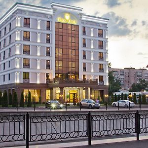 Plaza Hotel Almaty Exterior photo