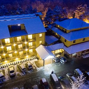 Hotel Borkovac Ruma Exterior photo