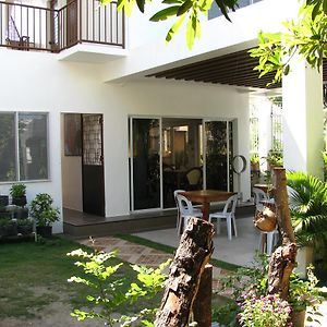 Bed and Breakfast Bjs Seaside à Argao Exterior photo